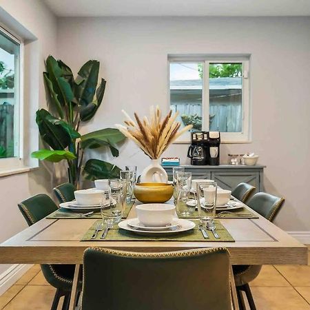 Private Oasis With Pool Near Beaches, Dining & Las Olas Fort Lauderdale Eksteriør bilde