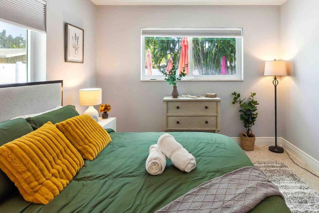 Private Oasis With Pool Near Beaches, Dining & Las Olas Fort Lauderdale Eksteriør bilde