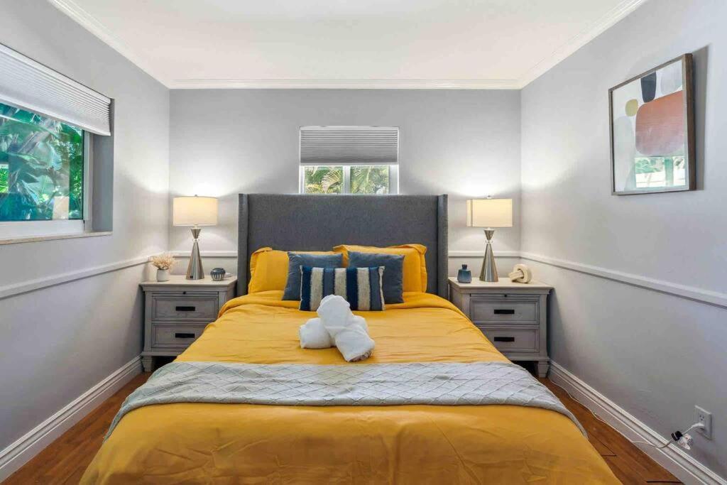Private Oasis With Pool Near Beaches, Dining & Las Olas Fort Lauderdale Eksteriør bilde
