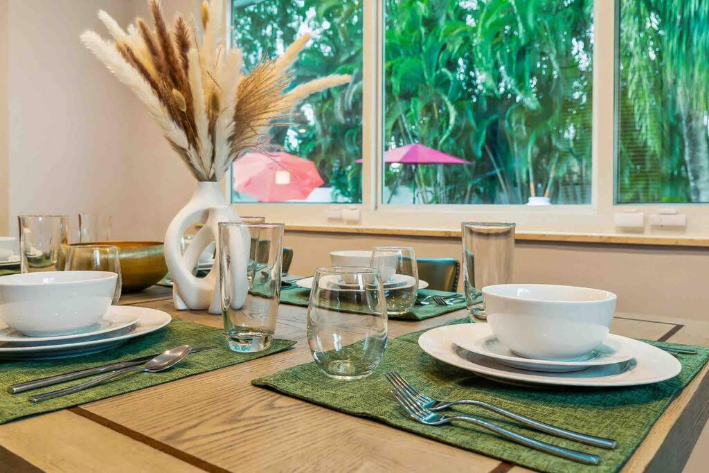 Private Oasis With Pool Near Beaches, Dining & Las Olas Fort Lauderdale Eksteriør bilde