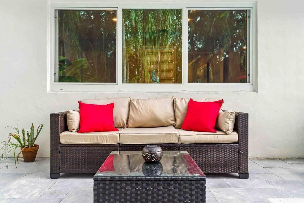 Private Oasis With Pool Near Beaches, Dining & Las Olas Fort Lauderdale Eksteriør bilde