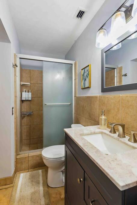 Private Oasis With Pool Near Beaches, Dining & Las Olas Fort Lauderdale Eksteriør bilde
